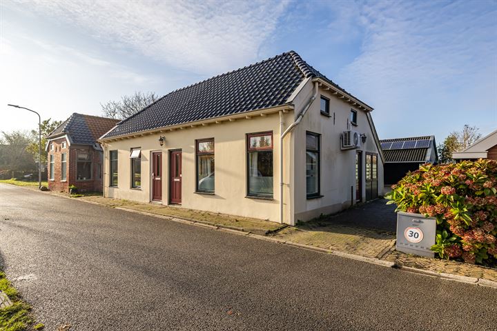 Sluisweg 22 in Kiel-Windeweer foto