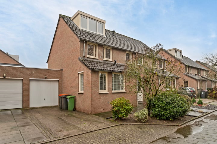 Sluisweg 54 in 's-Hertogenbosch foto