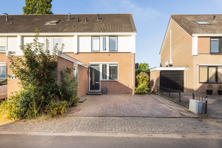 Smaragdstraat 12 in Ede foto