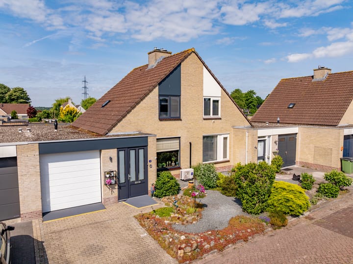 Smele 5 in Hoogeveen foto