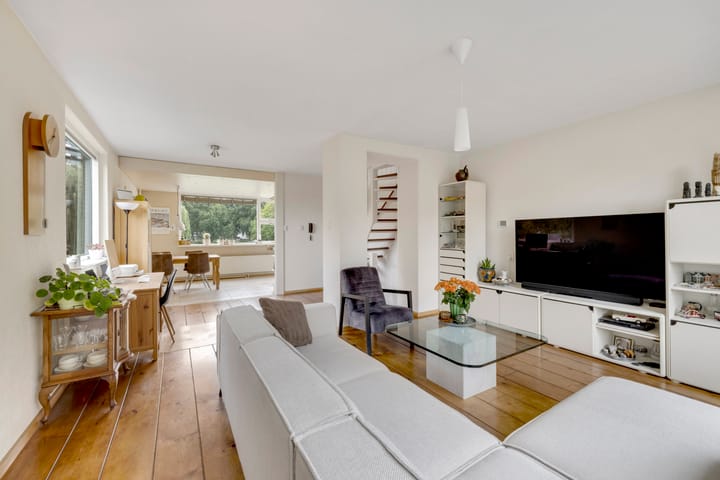 Smetanalaan 2 in Schiedam foto