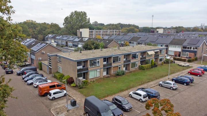 Smetanastraat 5 in Almelo foto