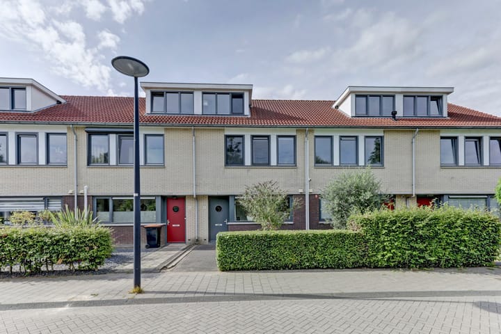 Smidshamer 8 in Dronten foto