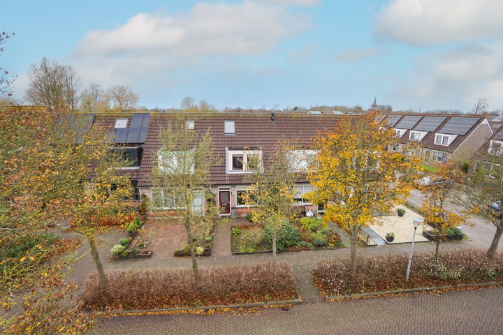 Smidsloot 11 in Tuitjenhorn foto