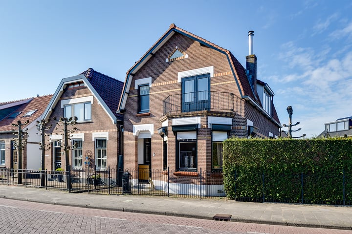 Smidsweg 38 in 's-Gravendeel foto