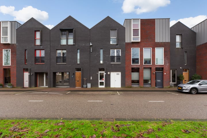Sneekermeer 16 in Woerden foto