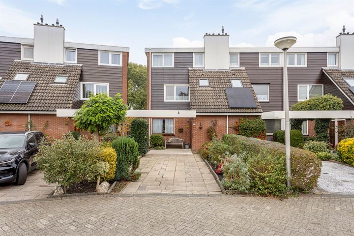 Snoekenveen 963 in Spijkenisse foto