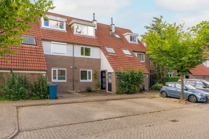 Snoeksloot 114 in Houten foto