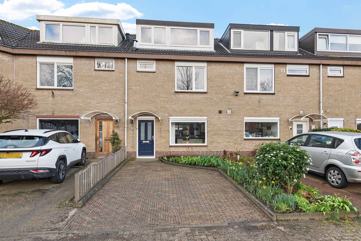 Söderblomstraat 235 in Hoofddorp