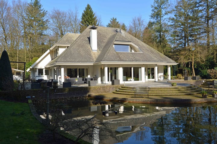 Soerelseweg 4 in Epe foto