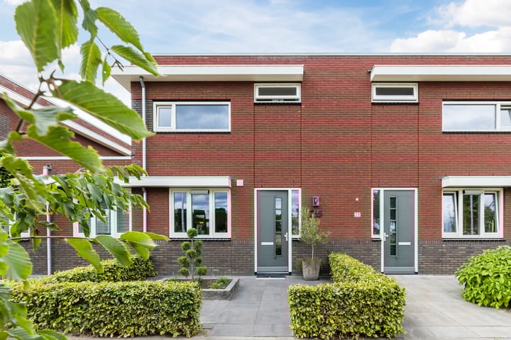 Soerendonklaan 25 in Tilburg foto