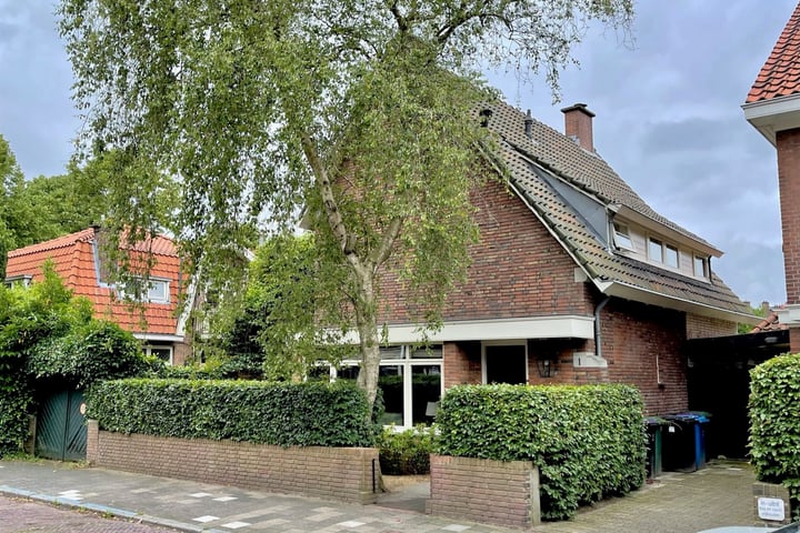 Soomerluststraat 1 in Voorburg foto
