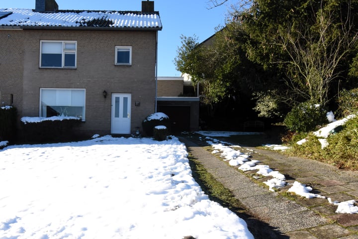 Sougnezstraat 27 in Simpelveld foto