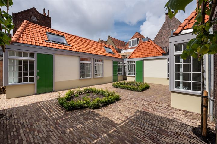 Spaarnwouderstraat 94B in Haarlem foto