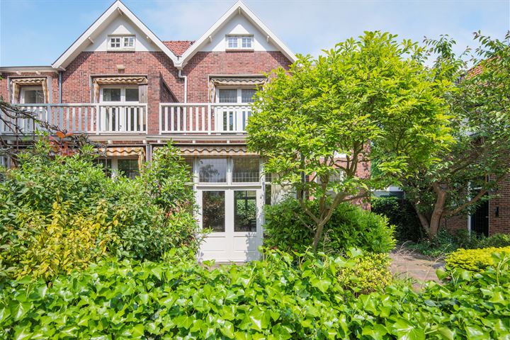 Spaarnzichtlaan 11 in Heemstede foto