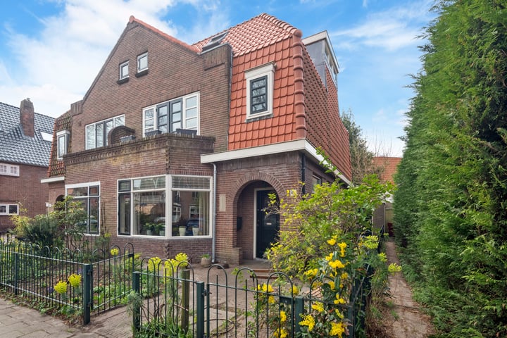 Spaarnzichtlaan 4 in Heemstede foto