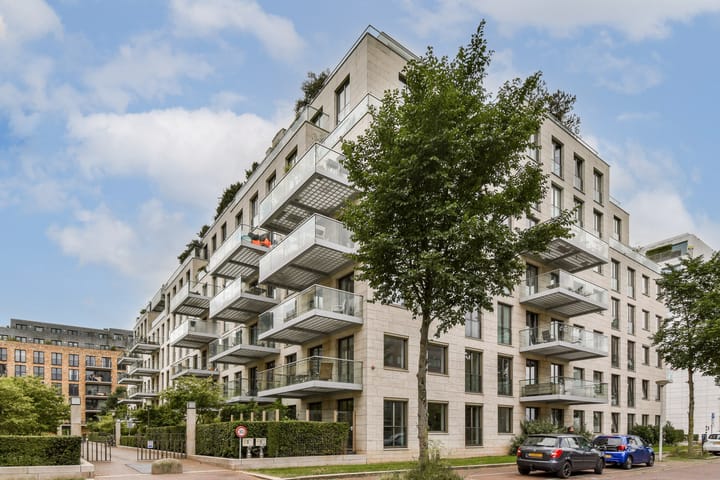 Spadinalaan 117 in Amsterdam foto