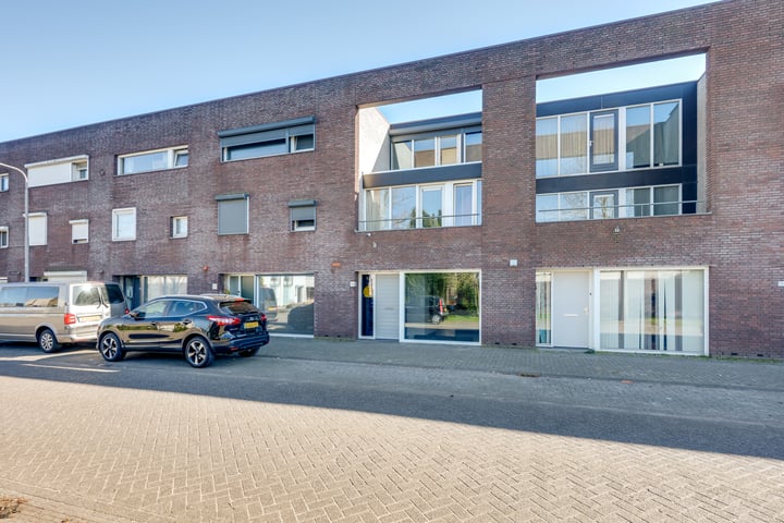 Spakenburglaan 192 in Tilburg foto