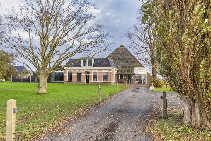 Spannenburgerdyk 10 in Tjerkgaast foto