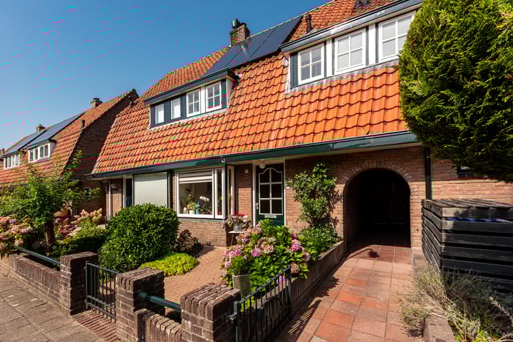Sparrenlaan 72 in Baarn foto