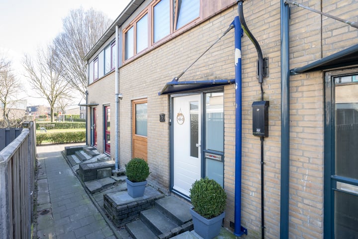 Spartaveld 86 in Leerdam foto