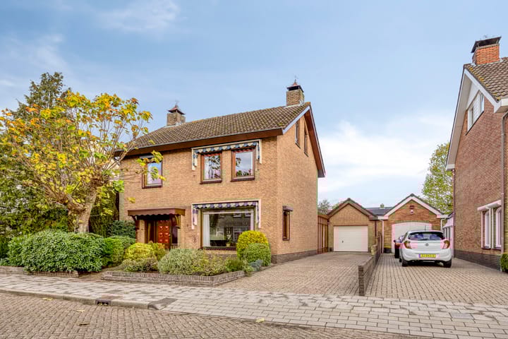 Spechtendonk 8 in St. Willebrord foto