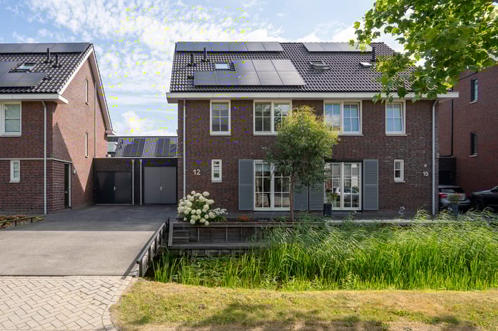 Spiegellaan 12 in Leerdam foto