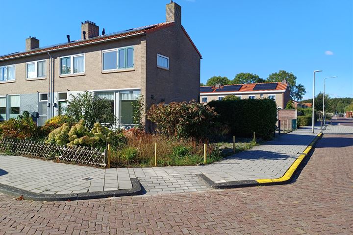 Spiegelstraat 2 in Dronten foto