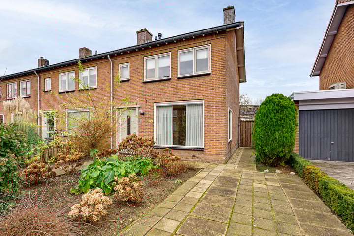 Spijksweer 38 in Werkendam foto