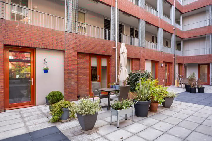 Spireastraat 3 in Rotterdam foto