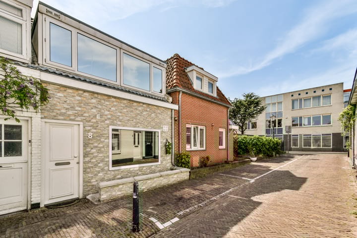 Spoorbuurtstraat 8 in Zandvoort foto