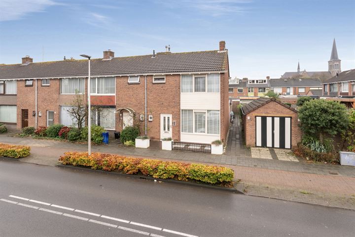 Spoorlaan 28 in Etten-Leur foto