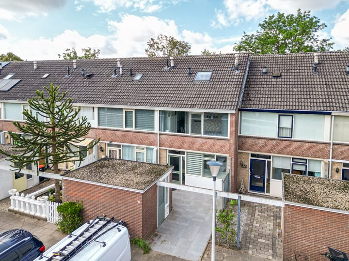 Spoorlaan 35 in Voorhout foto