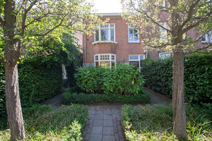 Spoorlaan 68 in Tilburg foto