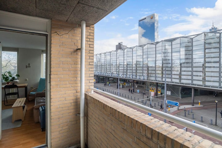 Spoorsingel 117 in Rotterdam foto