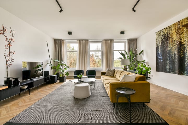 Spoorsingel 72B-02 in Rotterdam