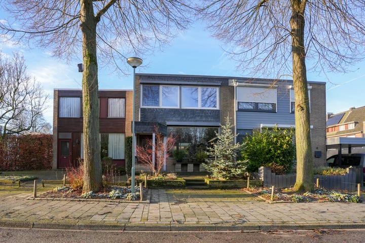 Spoorstraat 27 in Eygelshoven foto