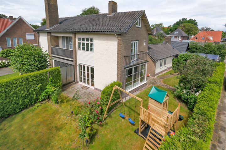 Spoorstraat 5 in Emmen foto