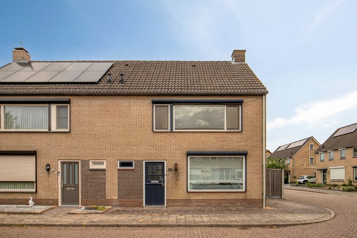 Spoorwaterstraat 24 in Hulst