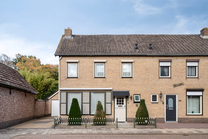 Spoorwaterstraat 30 in Hulst foto