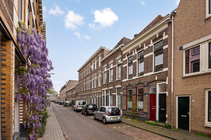 Spoorwegstraat 66-2 in Arnhem foto