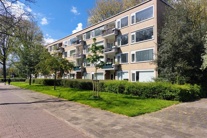 Sportlaan 24 in Amstelveen foto