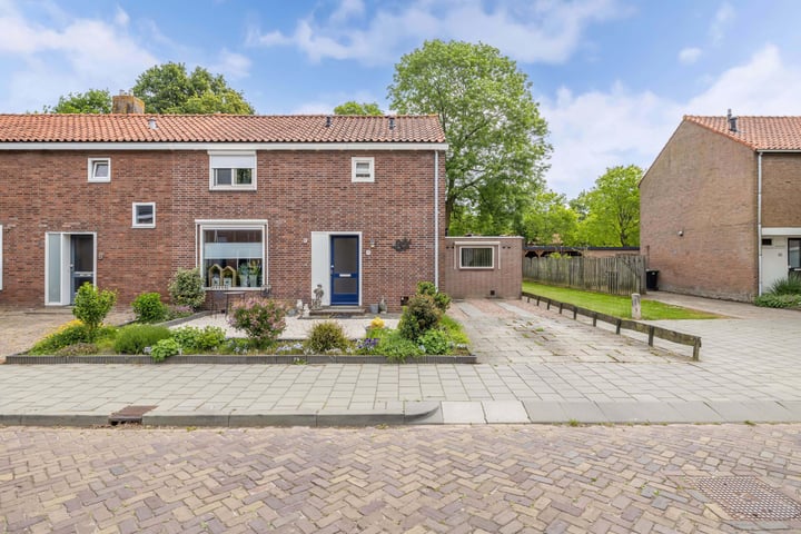 Sportweg 11 in Rutten foto