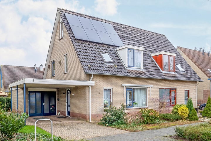 Spreeuwenhof 25 in Stadskanaal foto