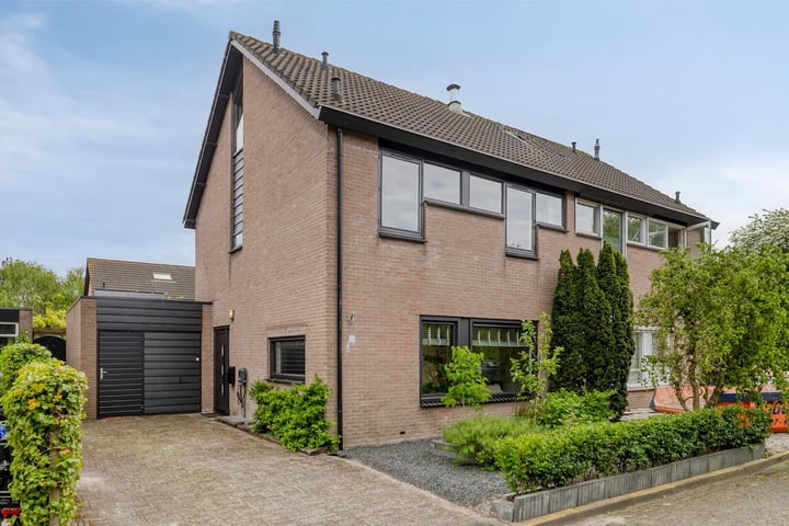 Foto van woning Spreeuwenstein 13, Ouddorp
