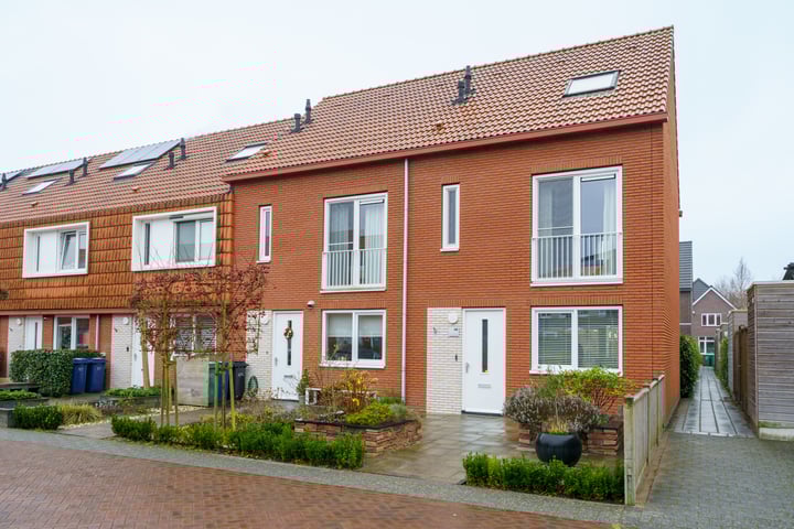 Sprenglaar 158 in Almere foto