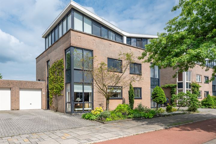 Sprookjesbosch 82 in Eindhoven foto
