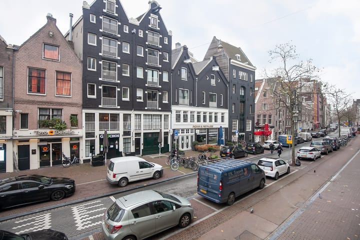 Spuistraat 3F-16 in Amsterdam foto