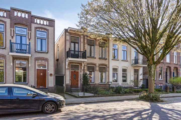 St. Antonielaan 25 in Arnhem foto