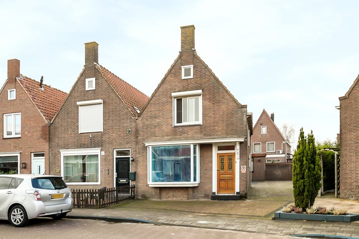 St Gerardusstraat 11 in Volendam foto